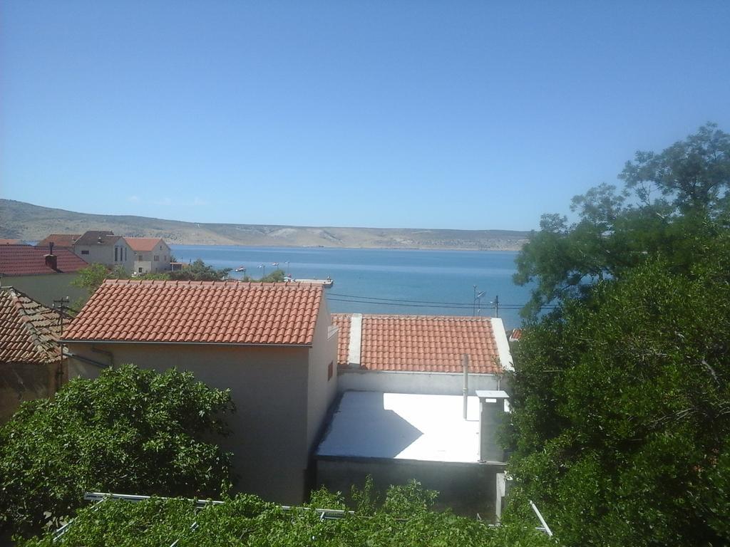 Apartments Viktorija Starigrad Paklenica Εξωτερικό φωτογραφία