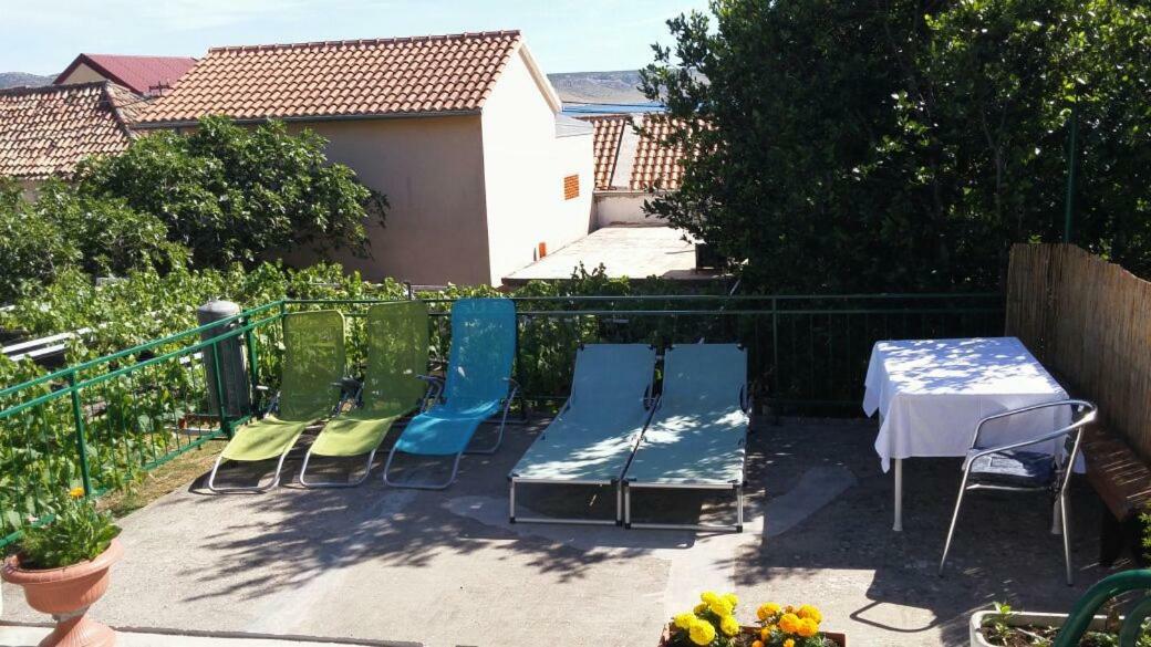 Apartments Viktorija Starigrad Paklenica Εξωτερικό φωτογραφία
