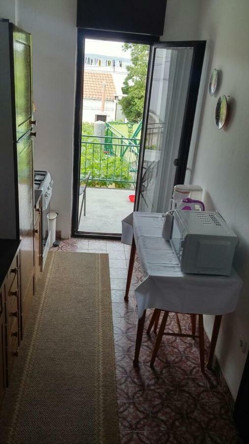 Apartments Viktorija Starigrad Paklenica Εξωτερικό φωτογραφία