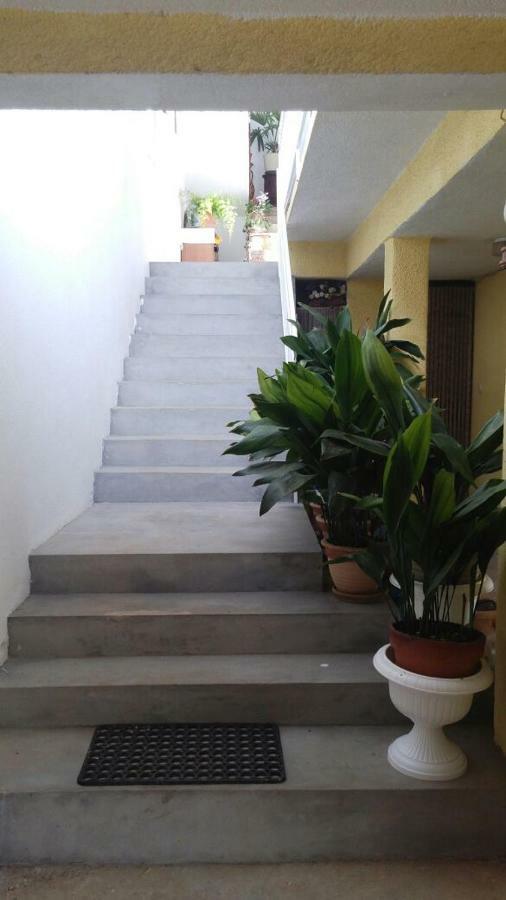 Apartments Viktorija Starigrad Paklenica Εξωτερικό φωτογραφία