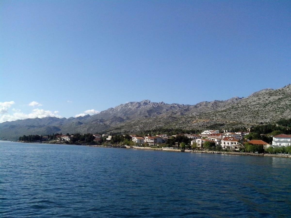 Apartments Viktorija Starigrad Paklenica Εξωτερικό φωτογραφία